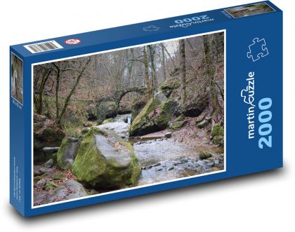 Les - řeka, most - puzzle 2000 dílků