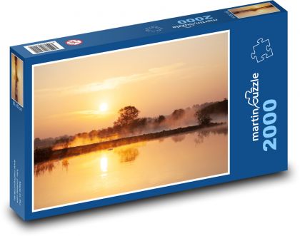 Východ slunce - mlha, voda - puzzle 2000 dílků