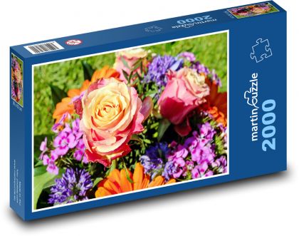 Cut flowers - bouquet of flowers, roses - Puzzle 2000 pieces, size 90x60 cm 