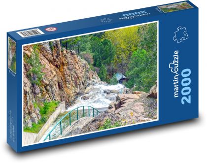 Vodopád - les, príroda - Puzzle 2000 dielikov, rozmer 90x60 cm 