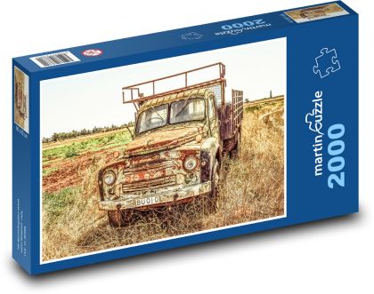Staré nákladní auto - automobil, venkov - Puzzle 2000 dílků, rozměr 90x60 cm