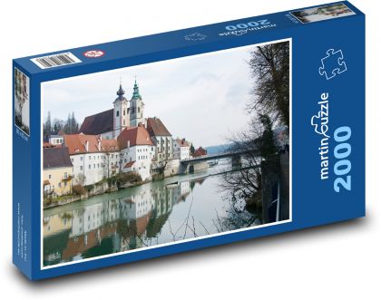 Historický kostol - Steyr, Rakúsko - Puzzle 2000 dielikov, rozmer 90x60 cm 