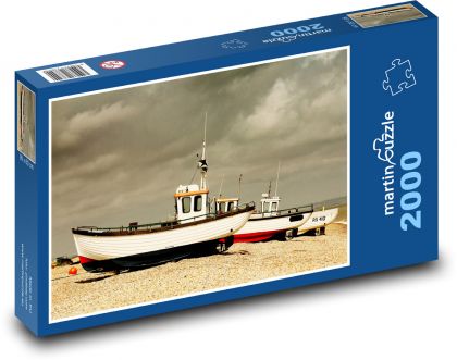 Rybářské lodě - pobřeží, moře - Puzzle 2000 dílků, rozměr 90x60 cm