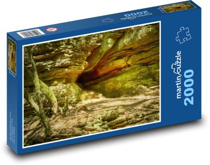 Pískovcový kámen - jeskyně, les - puzzle 2000 dílků