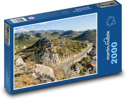 Chorvatsko - skály, silnice - Puzzle 2000 dílků, rozměr 90x60 cm