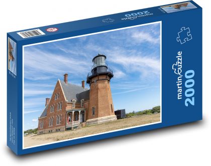 Islandia - latarnia morska, budowa - Puzzle 2000 elementów, rozmiar 90x60 cm