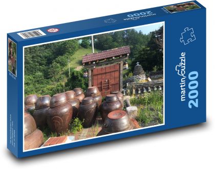 Wyspa Jeju - Korea, tradycyjny dom - Puzzle 2000 elementów, rozmiar 90x60 cm