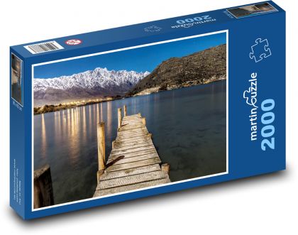 Molo v noci - jezero, hory - puzzle 2000 dílků