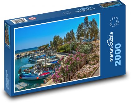 Rybářský přístav - loď, moře - Puzzle 2000 dílků, rozměr 90x60 cm