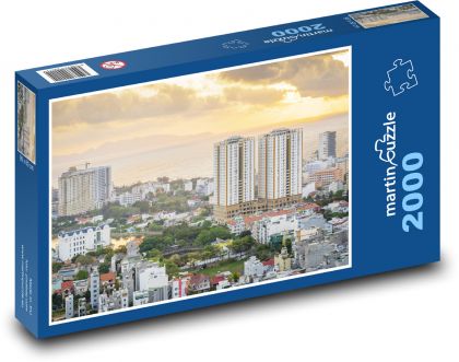 Vietnam - město, řeka - puzzle 2000 dílků