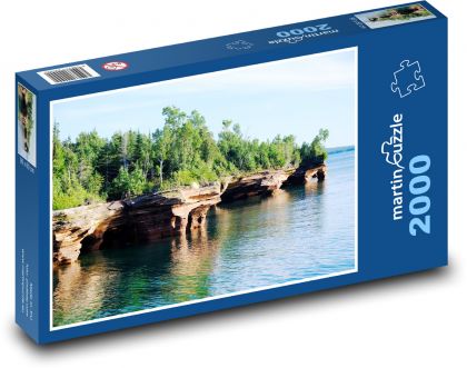 Stromy - pobrežie, voda - Puzzle 2000 dielikov, rozmer 90x60 cm 