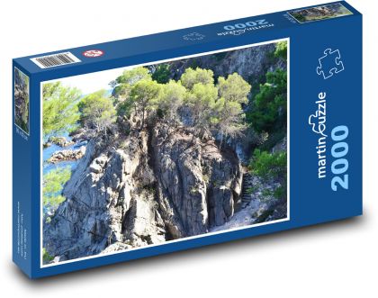Wyspa - morze, klif - Puzzle 2000 elementów, rozmiar 90x60 cm