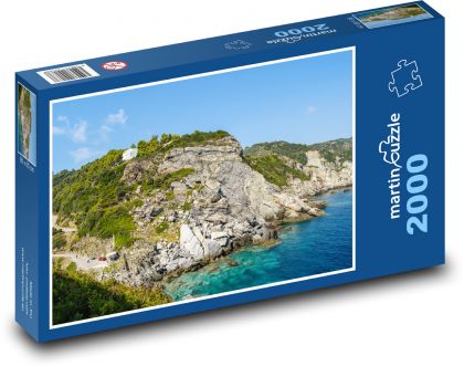 Řecko - Skopelos, skály - Puzzle 2000 dílků, rozměr 90x60 cm
