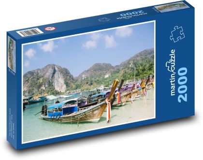 Phi Phi Islands - Tajlandia, łodzie - Puzzle 2000 elementów, rozmiar 90x60 cm