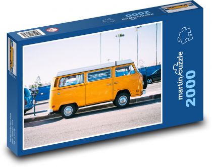 Žlutá dodávka - auto, zaparkované - puzzle 2000 dílků