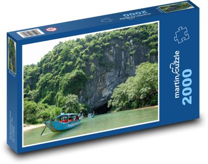Motorový člun u pobřeží - Puzzle 2000 dílků, rozměr 90x60 cm