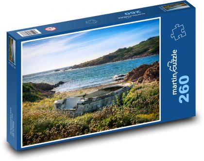 Zabudnutá loď na brehu - Puzzle 260 dielikov, rozmer 41x28,7 cm