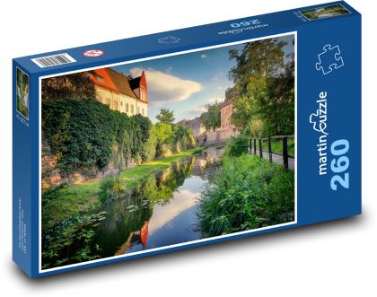 Hradná priekopa - Puzzle 260 dielikov, rozmer 41x28,7 cm