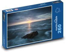 Skála vystupující z moře Puzzle 260 - 41x28,7 cm