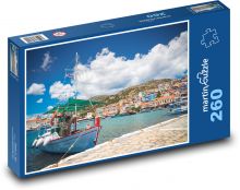 Řecký přístav s rybářskou lodí Puzzle 260 dílků - 41 x 28,7 cm