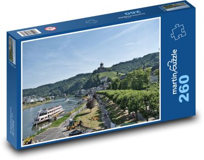 Hrad - dedina, rieka - Puzzle 260 dielikov, rozmer 41x28,7 cm