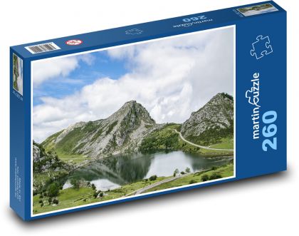 Hora - jezero Cavadonga. Španělsko - Puzzle 260 dílků, rozměr 41x28,7 cm