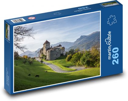 Hrad Vaduz - Alpy, príroda - Puzzle 260 dielikov, rozmer 41x28,7 cm