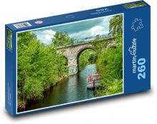 Výlet na lodi - most, krajina Puzzle 260 dílků - 41 x 28,7 cm