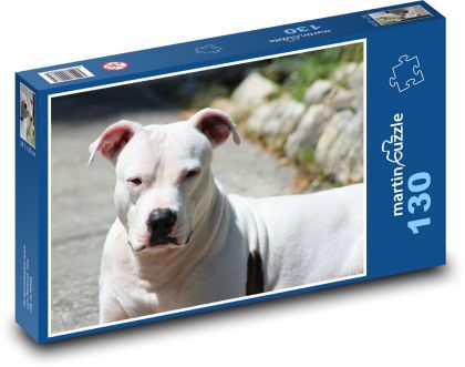 Biely strážca, pitbull - Puzzle 130 dielikov, rozmer 28,7x20 cm 
