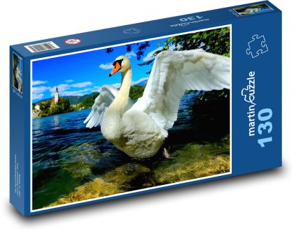 Swan with spread wings - Puzzle 130 pieces, size 28.7x20 cm 