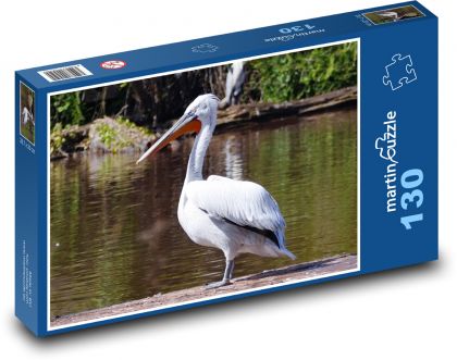 Ptak - pelikan nad stawem - Puzzle 130 elementów, rozmiar 28,7x20 cm