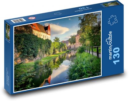 Hradná priekopa - Puzzle 130 dielikov, rozmer 28,7x20 cm 