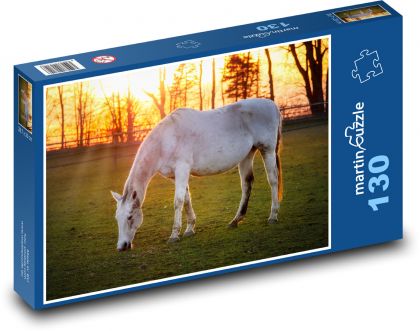 White Horse Grazing - Puzzle 130 pieces, size 28.7x20 cm 