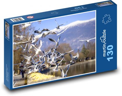 Lietajúce čajky na pobreží - Puzzle 130 dielikov, rozmer 28,7x20 cm 