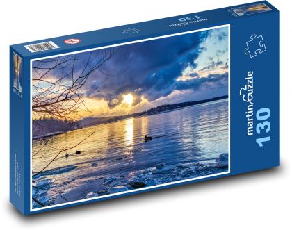 Západ slnka nad zamrznutým jazerom - Puzzle 130 dielikov, rozmer 28,7x20 cm 