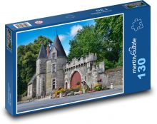 Pohádkový hrad s věžemi Puzzle 130 dílků - 28,7 x 20 cm