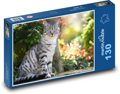 Mačka v záhrade - Puzzle 130 dielikov, rozmer 28,7x20 cm 