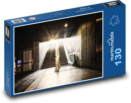 Metro - jezdící schody, podzemí - Puzzle 130 dílků, rozměr 28,7x20 cm