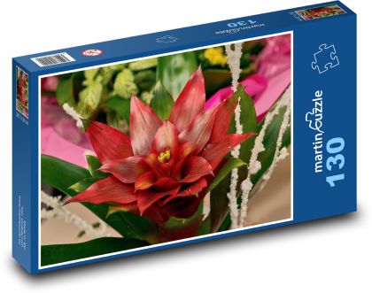 Červená květina - květ, zahrada - Puzzle 130 dílků, rozměr 28,7x20 cm