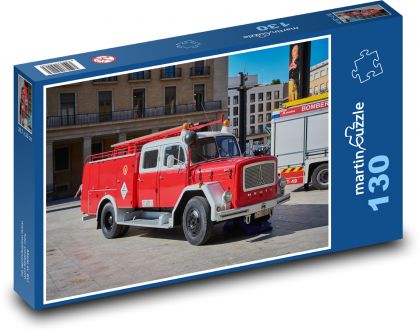 Hasičský vůz - červené auto, hasiči - Puzzle 130 dílků, rozměr 28,7x20 cm