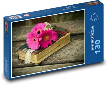 Gerbera - růžová květina, kniha - Puzzle 130 dílků, rozměr 28,7x20 cm