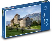 Hrad Vaduz - Lichtenštajnsko, pevnosť Puzzle 130 dielikov - 28,7 x 20 cm 