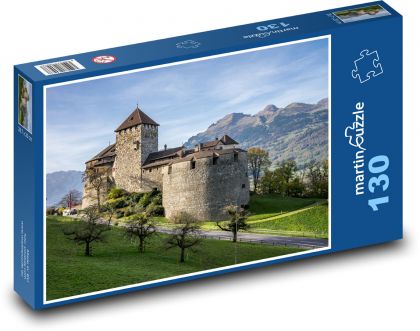 Hrad Vaduz - Lichtenštajnsko, pevnosť - Puzzle 130 dielikov, rozmer 28,7x20 cm 
