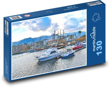 Kypr - přístav s loděmi, moře - Puzzle 130 dílků, rozměr 28,7x20 cm