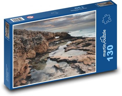 Skalnaté pobřeží - moře, vlny - puzzle 130 dílků