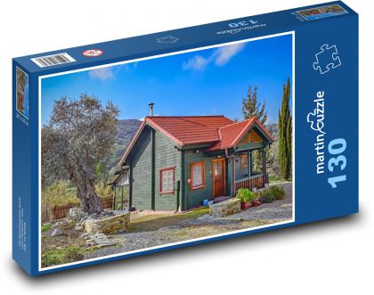 Dedinský dom - chalupa, domov - Puzzle 130 dielikov, rozmer 28,7x20 cm 