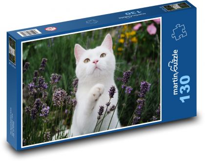 Britská krátkosrstá kočka - bílá, zahrada - Puzzle 130 dílků, rozměr 28,7x20 cm
