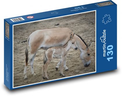 Koń - źrebak, matka - Puzzle 130 elementów, rozmiar 28,7x20 cm