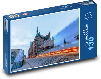 Hamburg - Speicherstadt, most - Puzzle 130 dielikov, rozmer 28,7x20 cm 