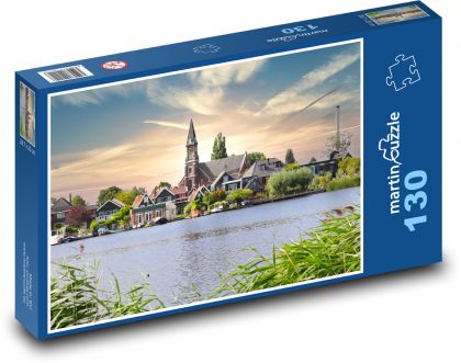 Kostel - domy, jezero - Puzzle 130 dílků, rozměr 28,7x20 cm
